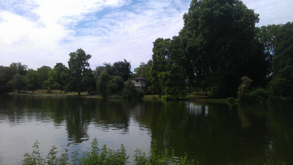 Le lac Daumesnil au bois de Vincennes